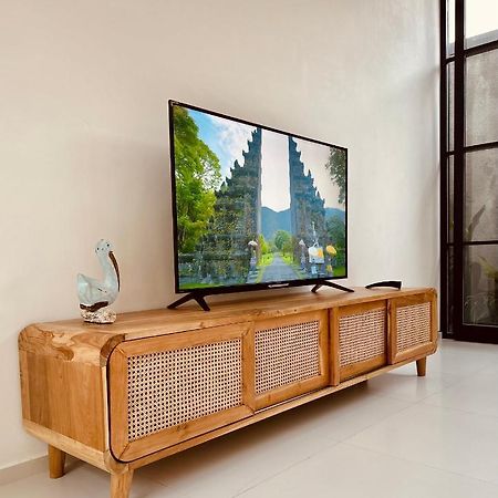 Emma'S Villa Seminyak Exteriör bild