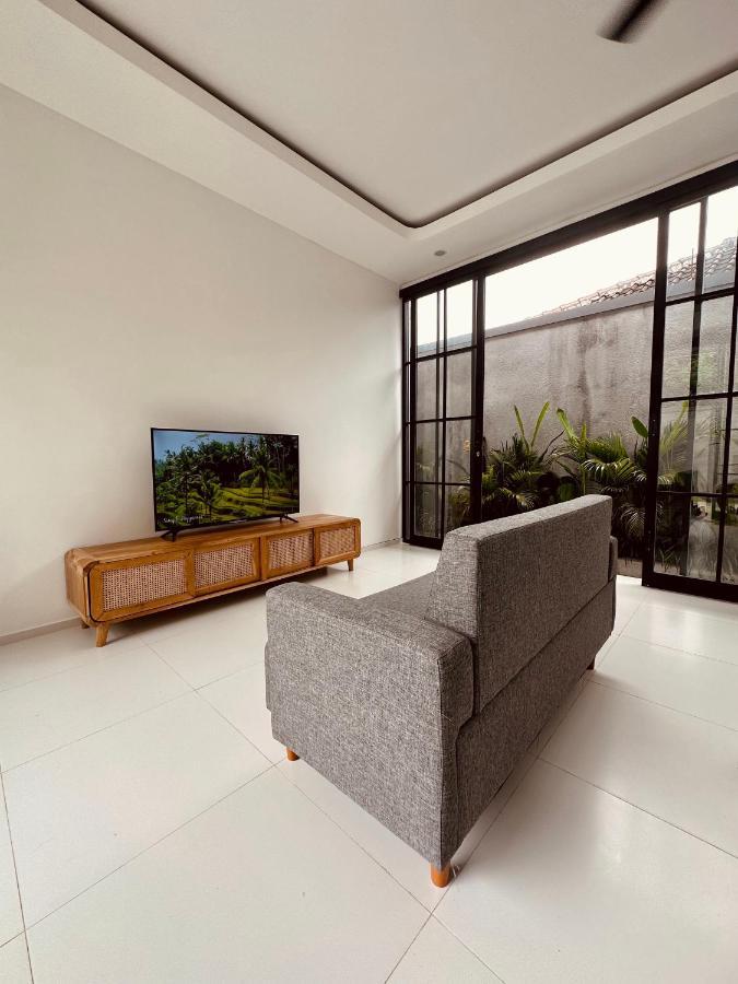 Emma'S Villa Seminyak Exteriör bild