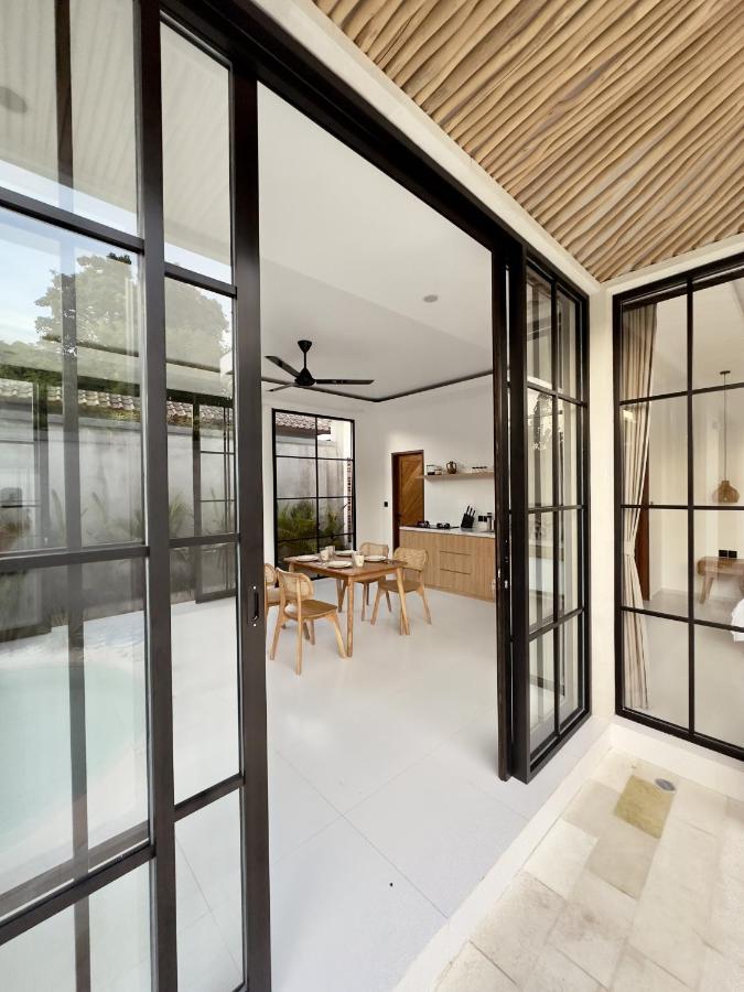 Emma'S Villa Seminyak Exteriör bild