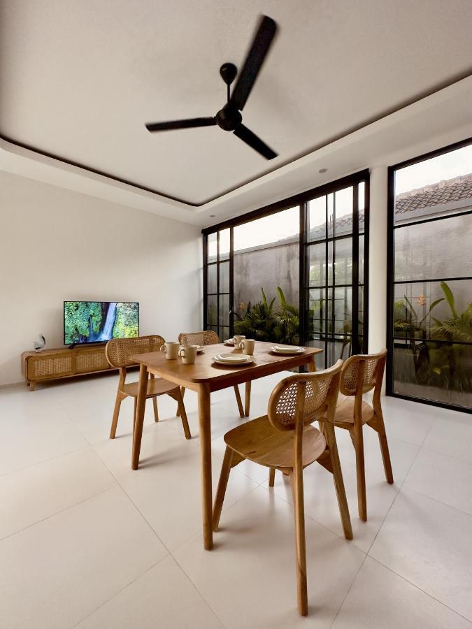Emma'S Villa Seminyak Exteriör bild